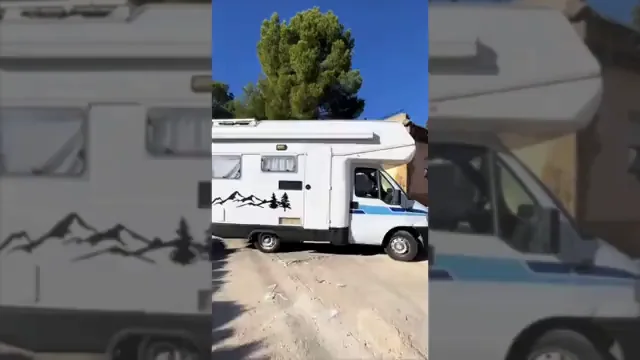 Un TikToker comparte los mejores consejos para transformar furgonetas camper para las vacaciones de verano de este año Un TikToker comparte los mejores consejos para transformar furgonetas camper para las vacaciones de verano de este año