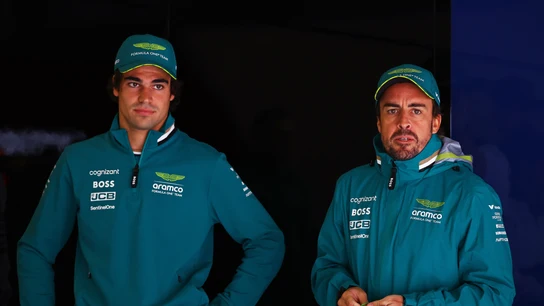 Lance Stroll y Fernando Alonso Lance Stroll y Fernando Alonso