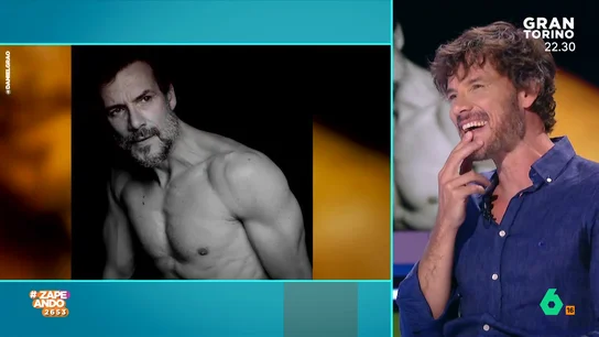 Daniel Grado desvela una anécdota de su época como stripper "Fue bastante patético cuando intentas zafarte de eso", comenta Daniel Grao, que además de contar sus etapa como stripper y gogó para pagarse las clases de interpretación, presenta en Zapeando la serie 'Ángela', que ya se puede ver en atresplayer.