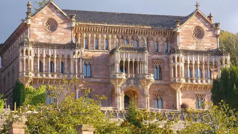 Palacio de Sobrellano, en Cantabria Palacio de Sobrellano, en Cantabria
