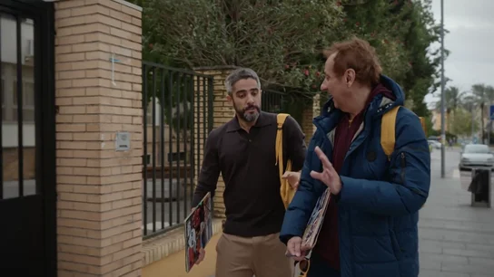 Roberto Leal sorprende a Albert Espinosa con la carrera que creía que iba a hacer: "Casi siempre pensaba en Bellas Artes" Roberto Leal sorprende a Albert Espinosa con la carrera que creía que iba a hacer: "Casi siempre pensaba en Bellas Artes"