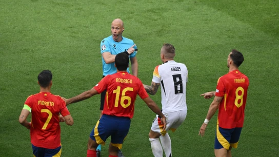 Kroos reclama penalti por mano de Cucurella Kroos reclama penalti por mano de Cucurella