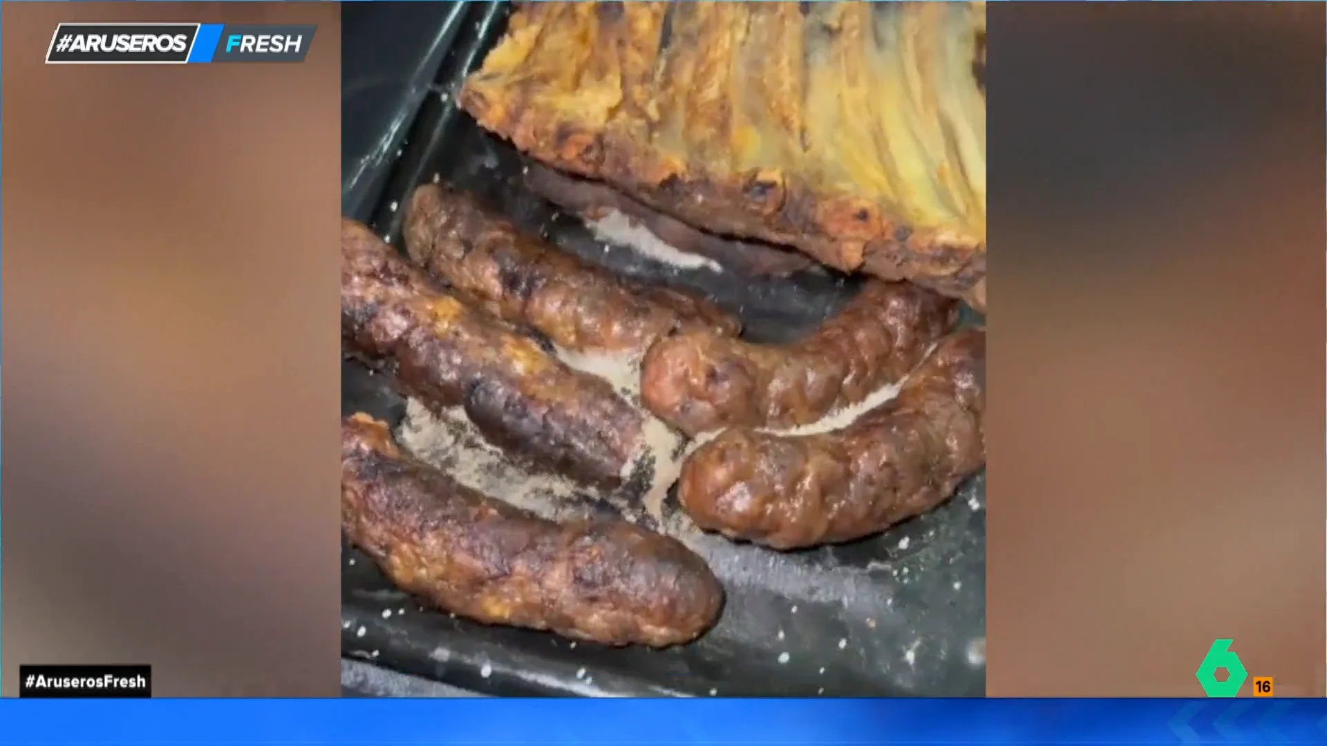 Una familia se encuentra con las sobras de la cena de Nochevieja cuando abre el horno tiempo después: "Tiene vida propia ya"