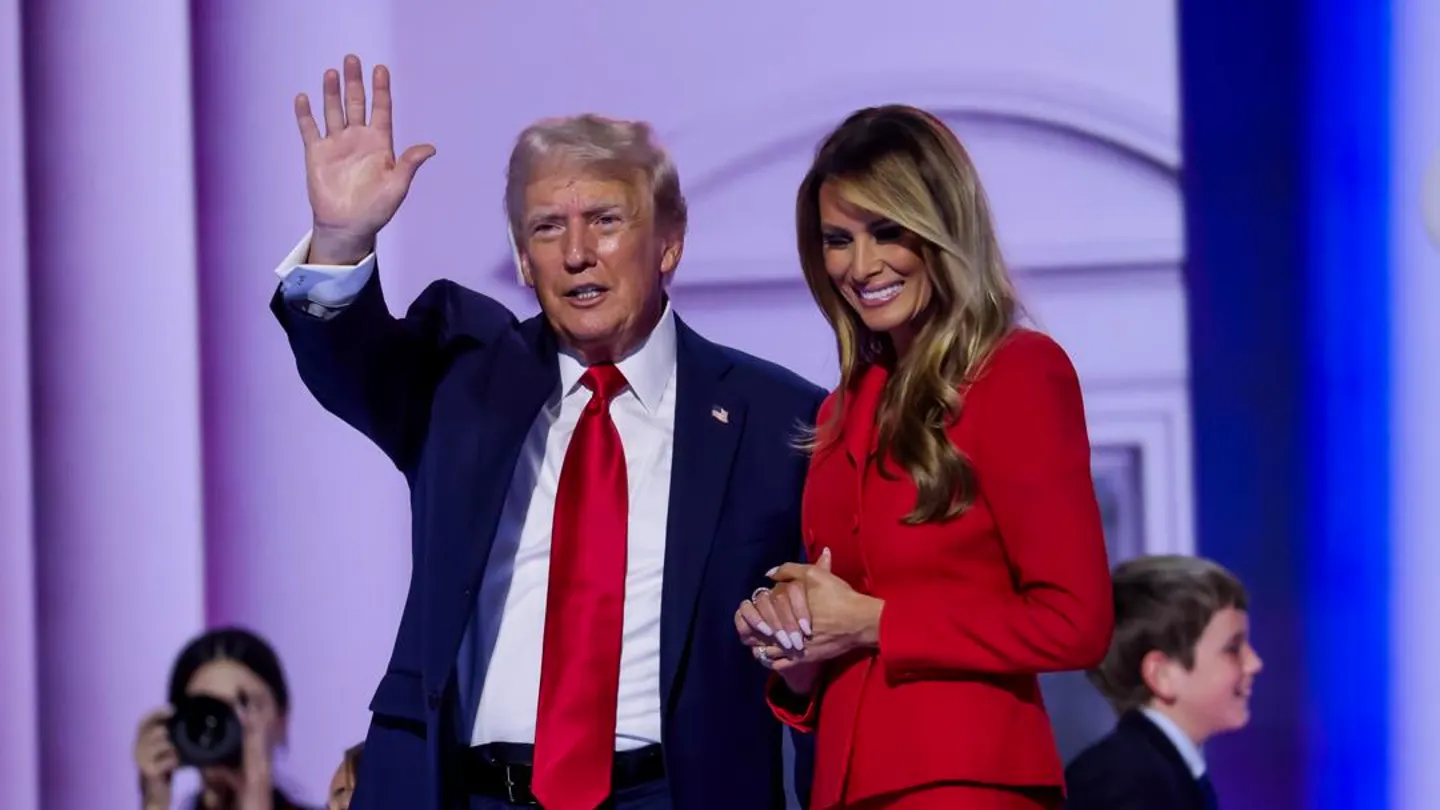 Donald Trump y Melania Trump durante la convención republicana en Estados Unidos Trump acepta su nominación y llama a la unidad: "Me presento a presidente para todo EEUU, no sólo la mitad"