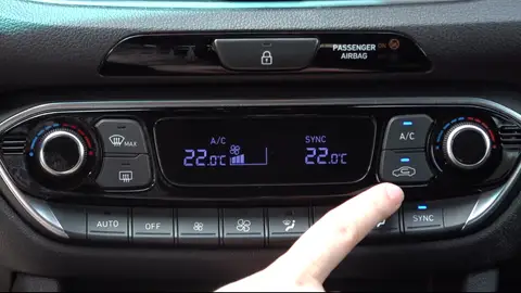 Así es como debes usar el aire acondicionado del coche según el clima que haga Así es como debes usar el aire acondicionado del coche según el clima que haga