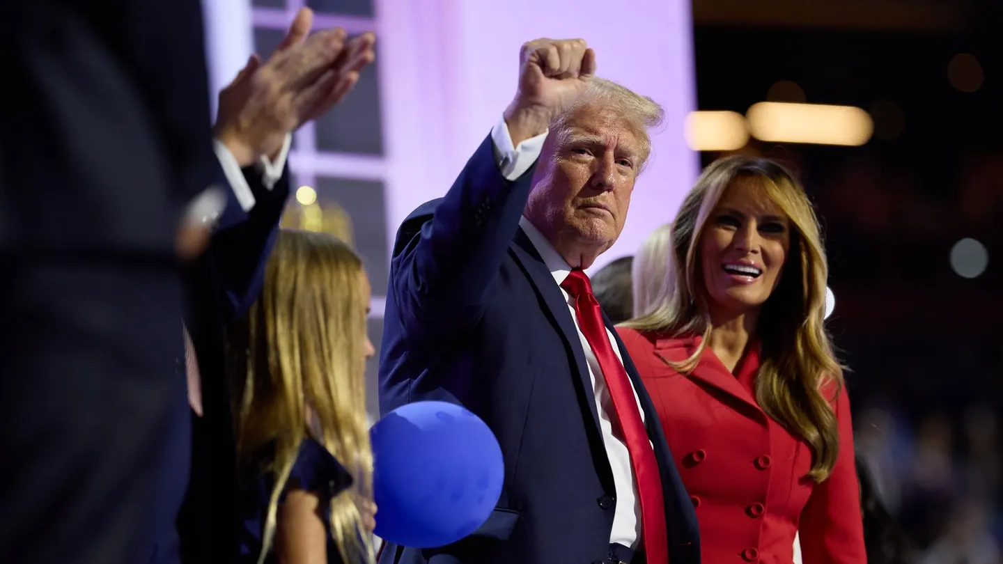 Trump acepta su nominación con un mensaje de unidad y un emotivo relato de su ataque Trump acepta su nominación con un mensaje de unidad y un emotivo relato de su ataque