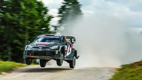 Kalle Rovanperä da un paso al frente tras sacar de ritmo a Ogier y Sesks Kalle Rovanperä da un paso al frente tras sacar de ritmo a Ogier y Sesks