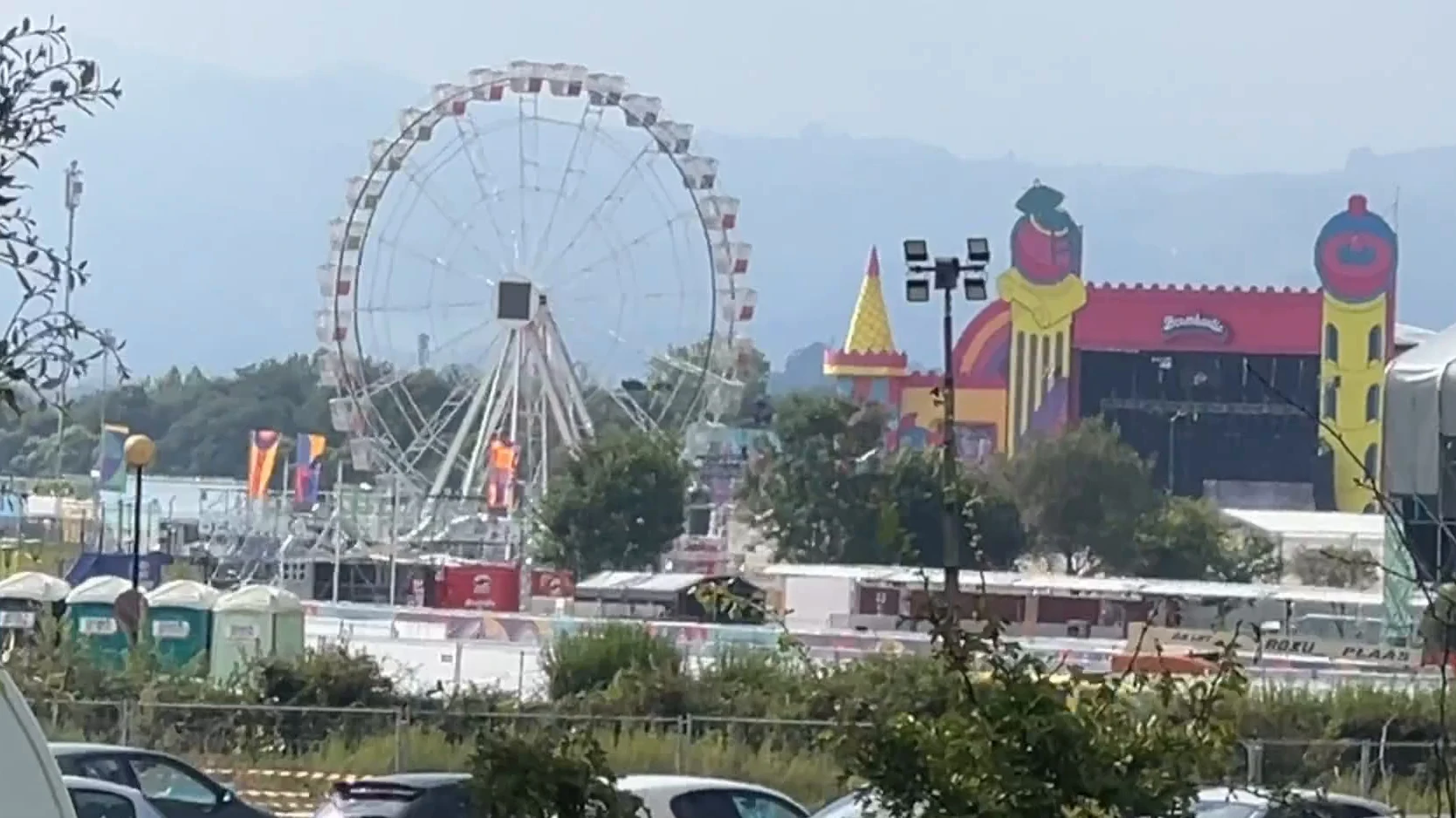 Imagen de la noria del festival Boombastic de Asturias