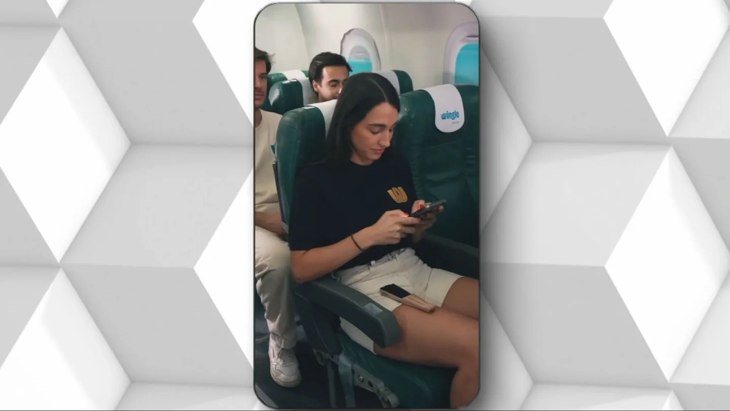 Inventan una aplicación para ligar durante un vuelo Inventan una aplicación para ligar durante un vuelo