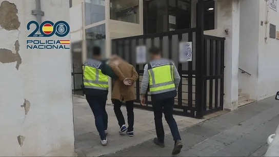 Uno de los detenidos por la estafa del 'hijo en apuros' Uno de los detenidos por la estafa del 'hijo en apuros'