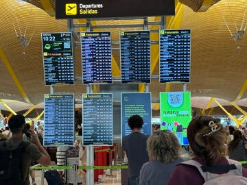 Personas en el aeropuerto