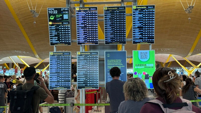 Personas en el aeropuerto