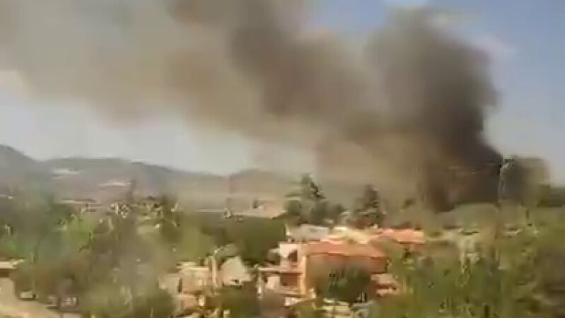 Cortan la circulación de trenes entre Alcoy y Xàtiva por un incendio forestal