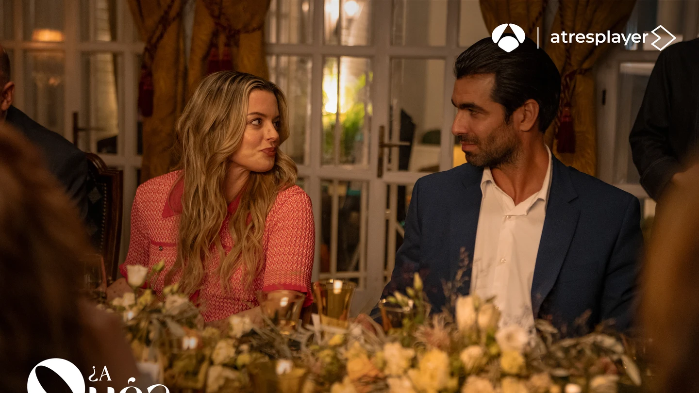Primeras imágenes de Adriana Torrebejano y Rubén Cortada en la serie '¿A qué estás esperando?' Primeras imágenes de Adriana Torrebejano y Rubén Cortada en la serie '¿A qué estás esperando?'