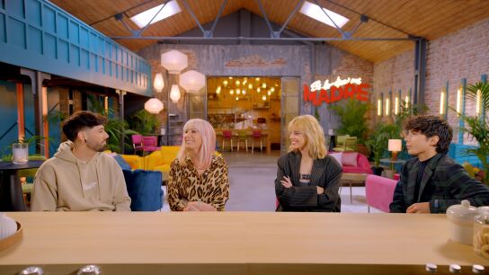 Im&aacute;genes del primer episodio de 'Si lo dice mi madre', el nuevo dating de Flooxer