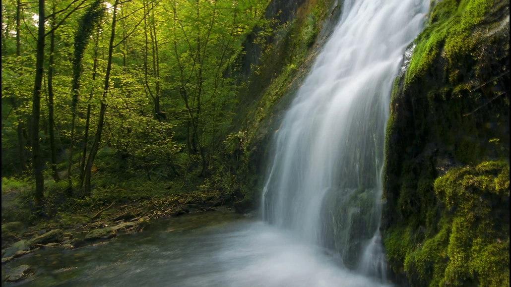 Cascada de Bolintxu, Bilbao Cascada de Bolintxu, Bilbao