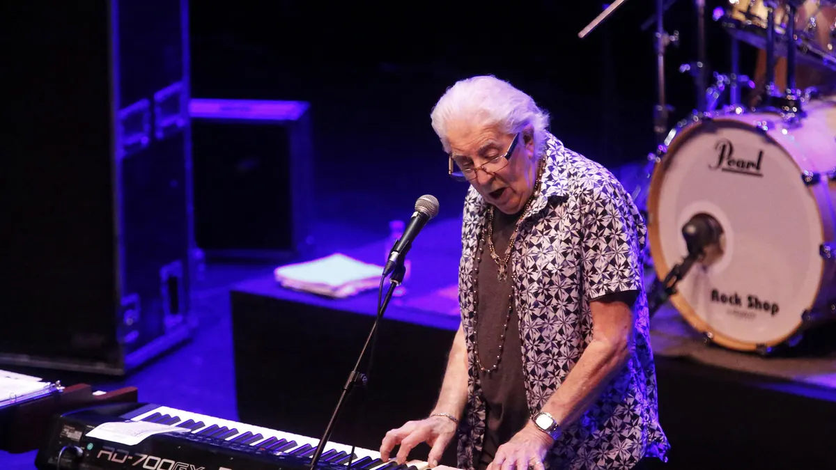 British blues pioneer John Mayall dies aged 90 British blues pioneer John Mayall dies aged 90