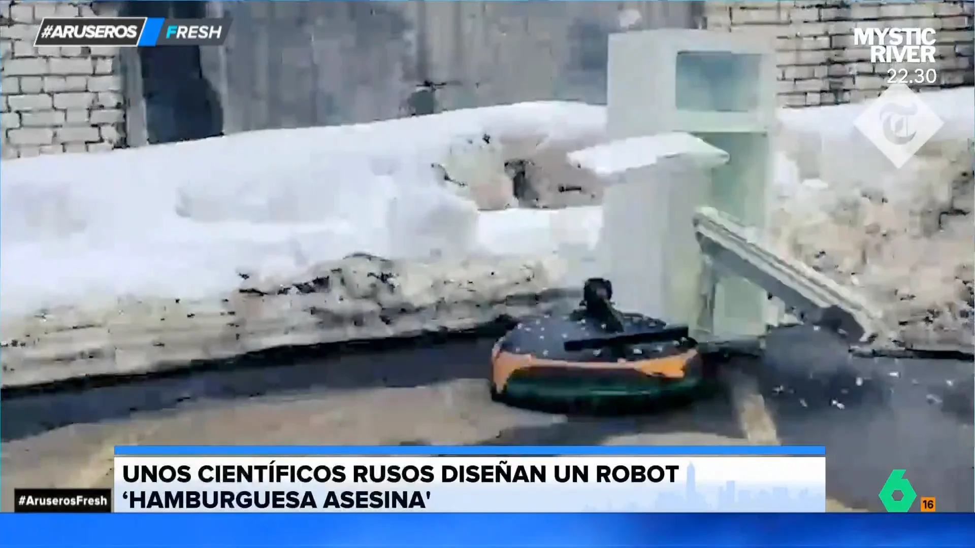 El impresionante vídeo de un robot de lucha con forma de hamburguesa que destroza un frigorífico en segundos