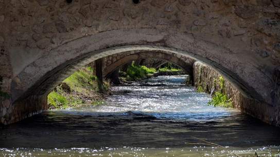 Imagen de archivo de la zona del río Júcar a su paso por la ciudad de Cuenca.  Imagen de archivo de la zona del río Júcar a su paso por la ciudad de Cuenca.