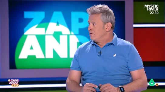 El 'drama' de Miki Nadal en sus vacaciones: "Dabiz Muñoz me ha dicho que parezco un canguro con su cría dentro" Durante sus días libres, Miki Nadal ha disfrutado de unos días de playa en los que ha aprovechado para comer paella. Los 'paparazzi' no han dudado en fotografiar el zapeador, publicando unas imágenes que no le han gustado demasiado.