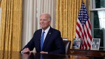 El presidente de Estados Unidos, Joe Biden, dirige un discurso a la nación desde el Despacho Oval