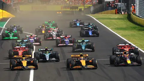 Cinco asientos libres en la Fórmula 1 y el ajedrez de Carlos Sainz Cinco asientos libres en la Fórmula 1 y el ajedrez de Carlos Sainz