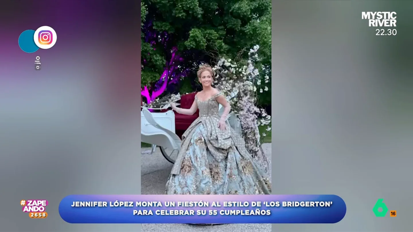 JLo monta un fiestón estilo 'Los Bridgerton' para celebrar su 55 cumpleaños sin Ben Affleck A pesar de que la cantante organizó una fiesta a la que no le faltaba detalle, la prensa se ha fijado más en la ausencia del marido de la artista. Esto solo ha servido para acrecentar los rumores.