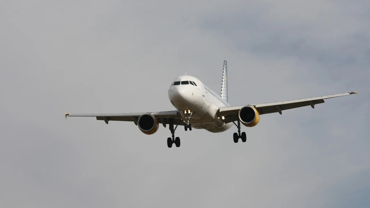 Imagen de un avión de archivo