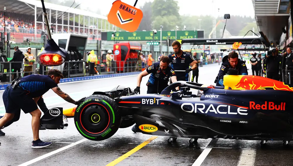 Verstappen partirá 11º a pesar de su exhibición Verstappen partirá 11º a pesar de su exhibición