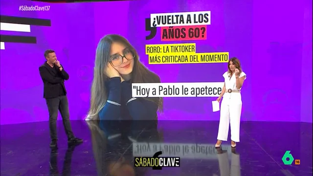 Lobato carga contra Roro 