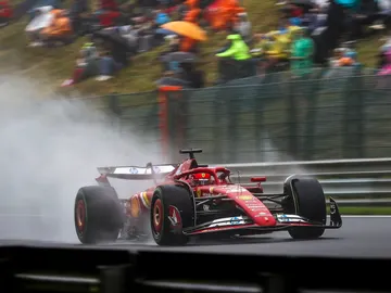 Charles Leclerc saldrá desde la Pole a pesar de la exhibición de Verstappen Charles Leclerc saldrá desde la Pole a pesar de la exhibición de Verstappen