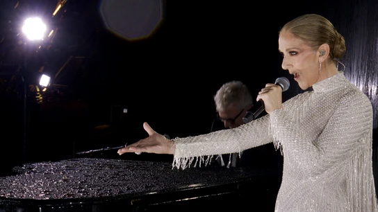 Céline Dion en su actuación para los Juegos Olímpicos de París 2024 Céline Dion en su actuación para los Juegos Olímpicos de París 2024