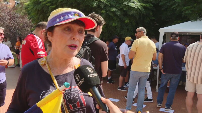 Lidia, venezolana afincada en España vota en las elecciones de Venezuela