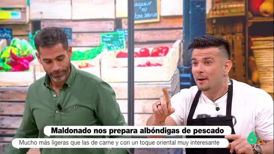 Carlos Maldonado prepara la receta estrella para este verano: albóndigas de pescado al curry Carlos Maldonado prepara la receta estrella para este verano: albóndigas de pescado al curry