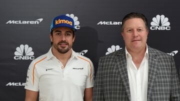 Fernando Alonso y Zak Brown