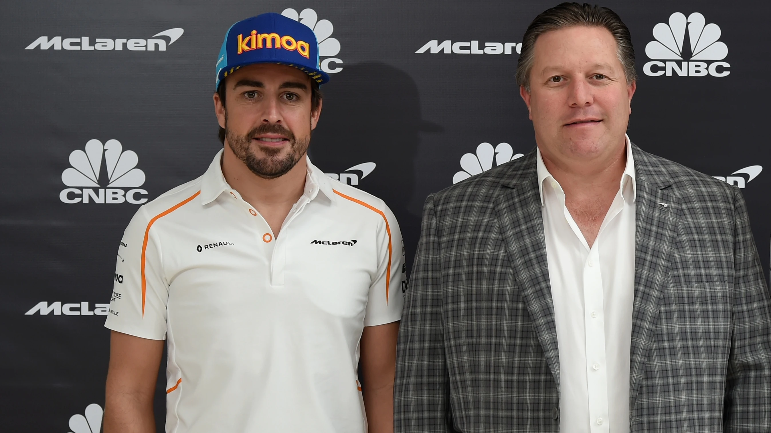 Fernando Alonso y Zak Brown