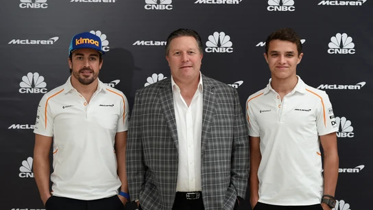 El jefe de McLaren se rinde ante Fernando Alonso: "Es el talento más especial" El jefe de McLaren se rinde ante Fernando Alonso: "Es el talento más especial"