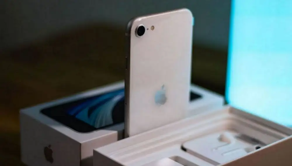 El iPhone SE 4 será el primero en estrenar un módem propio de Apple El iPhone SE 4 será el primero en estrenar un módem propio de Apple