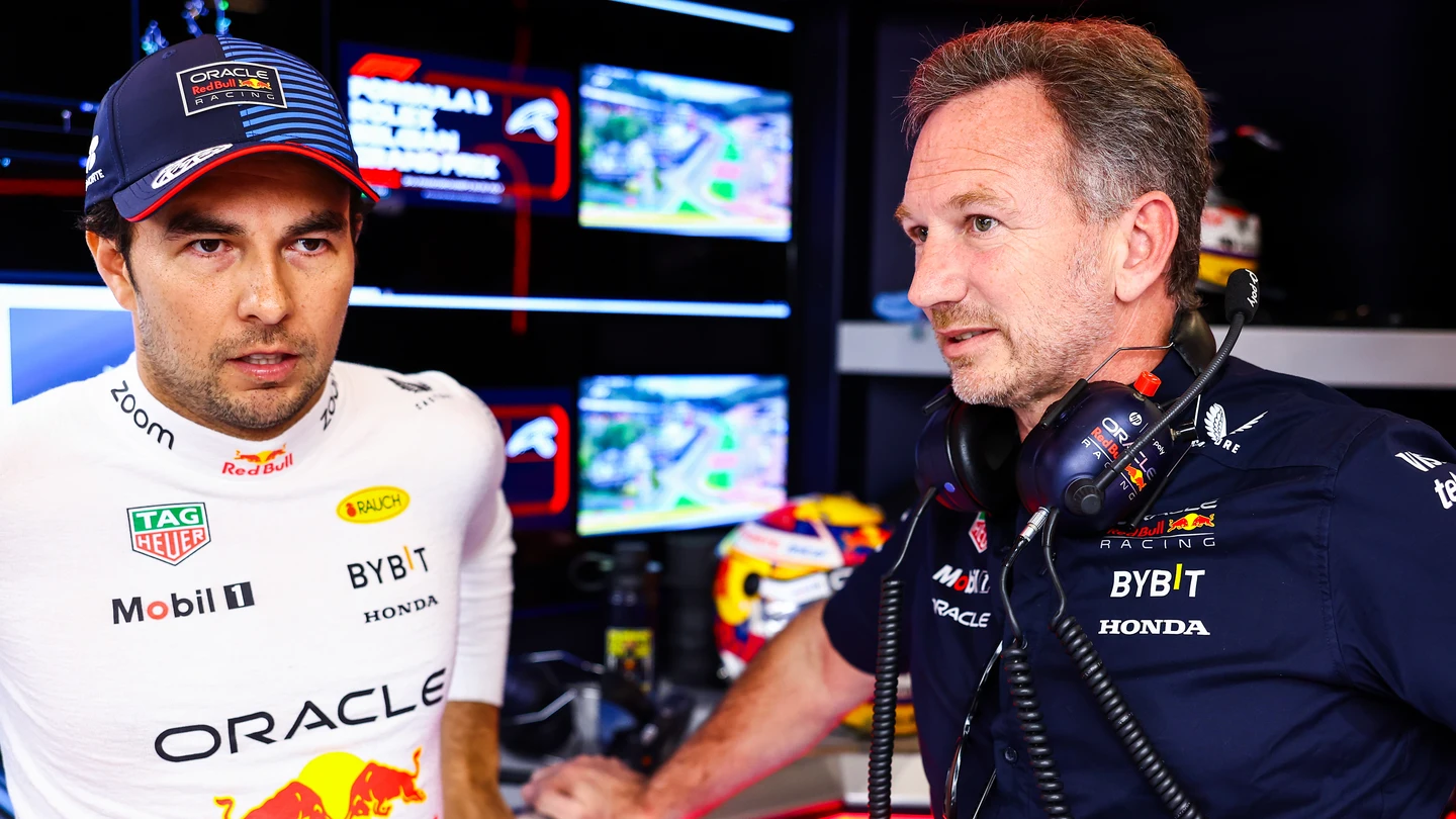 Sergio Pérez y Christian Horner Sergio Pérez y Christian Horner