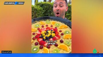 La controvertida paella de un tiktoker que enfadará a los valencianos: "Parece una macedonia"