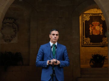Pedro Sánchez comparece ante los medios tras su encuentro con Felipe VI
