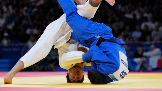 Garrigo en su combate contra Smetov durante la competición de judo en los Juegos Olímpicos 2024. Garrigo en su combate contra Smetov durante la competición de judo en los Juegos Olímpicos 2024.