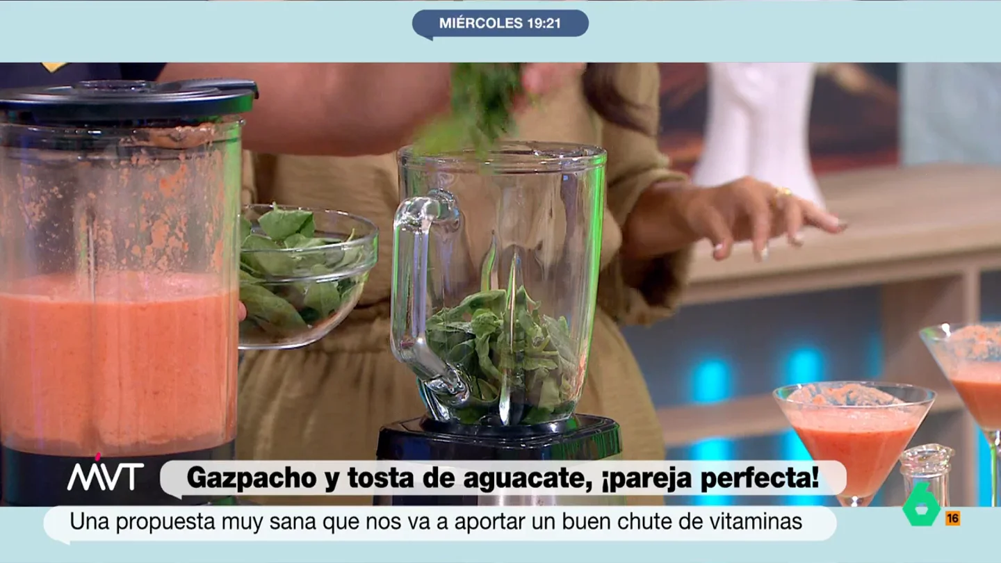 Pablo Ojeda advierte: "Si sospechas de intoxicación, acude a Urgencias, no te tomes un batido détox" Pablo Ojeda advierte: "Si sospechas de intoxicación, acude a Urgencias, no te tomes un batido détox"