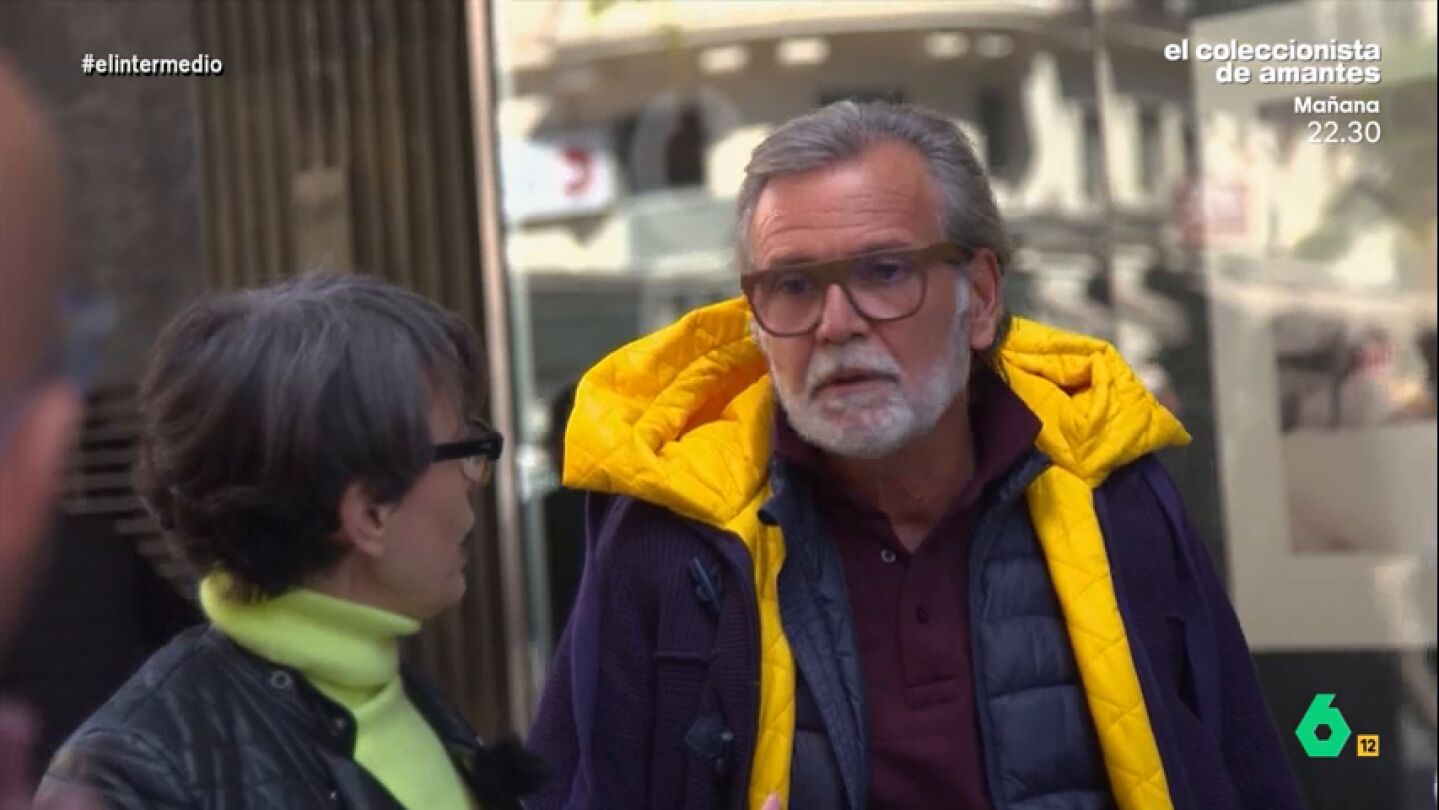 Un fumador, de que el humo es malo: "Si vamos a comprobar cient&iacute;ficamente muchas cosas, no saldr&iacute;amos de casa"