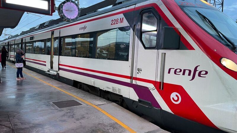 Tren de Renfe