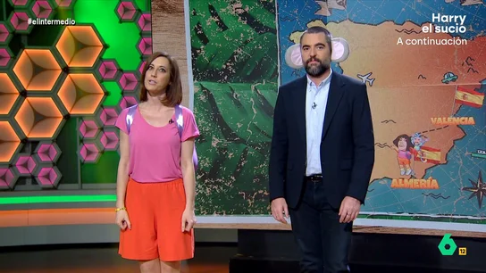 'Dora la conservadora' asegura que el calentamiento global "is a invent" Cristina Gallego y Dani Mateo volvieron a interpretar en El Intermedio a 'Dora la conservadora' y a su amigo 'Botas'. En esta ocasión los exploradores viajaron hasta Valencia para comentar una de las últimas jugadas de Vox.