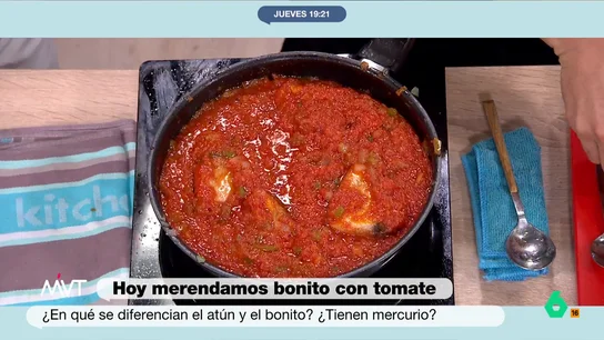 Maldonado enseña en Más Vale Tarde cómo cocinar bonito con tomate: una receta familiar donde la salsa es la clave Maldonado enseña en Más Vale Tarde cómo cocinar bonito con tomate: una receta familiar donde la salsa es la clave