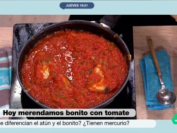 Maldonado enseña en Más Vale Tarde cómo cocinar bonito con tomate: una receta familiar donde la salsa es la clave