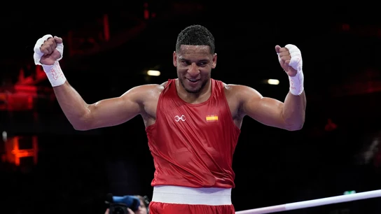 Enmanuel Reyes Plá se mete en semifinales y asegura medalla para el boxeo Enmanuel Reyes Plá se mete en semifinales y asegura medalla para el boxeo