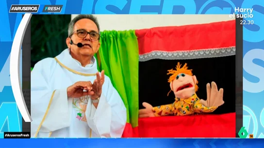 "El José Luis Moreno de los curas": un párroco de Medellín utiliza una marioneta para amenizar su misa "El José Luis Moreno de los curas": un párroco de Medellín utiliza una marioneta para amenizar su misa